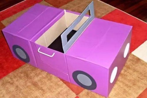 纸箱小汽车