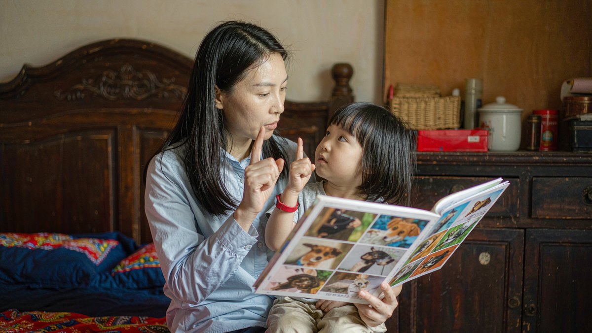 给孩子读绘本时忍不住说教,这本书反而被读成了教科书